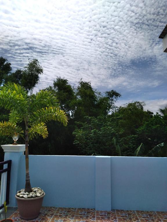 Azulea Family Deluxe 1 * own CR, shower, AC, TV photo