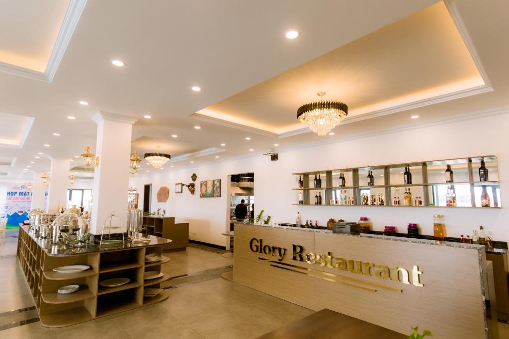 Restaurant, GLORY Resort in Hanoi