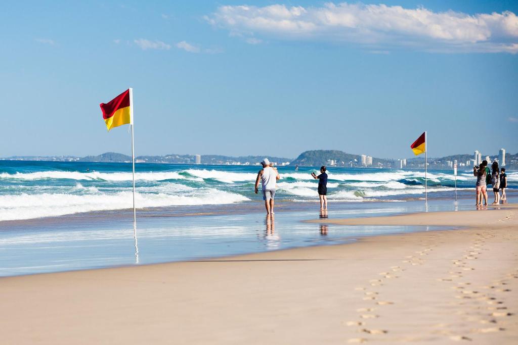 Main Beach Tourist Park photo