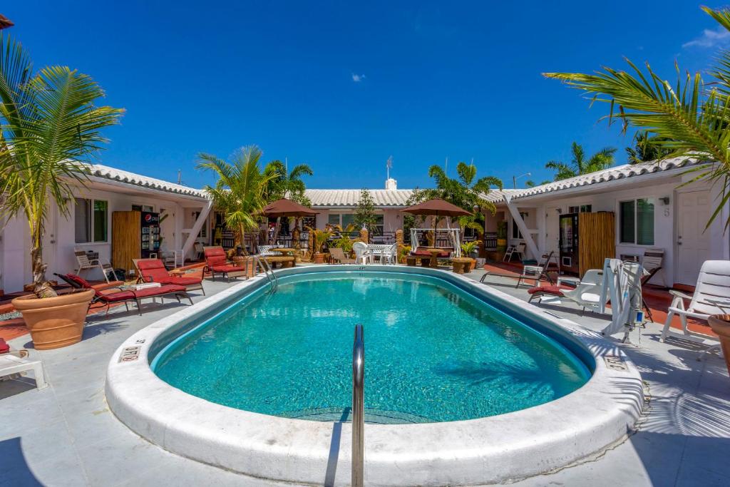 Green Seas Motel photo