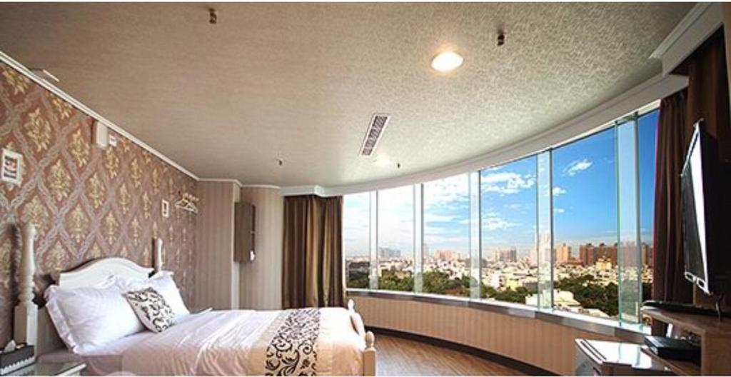 Ya Tai Hotel photo