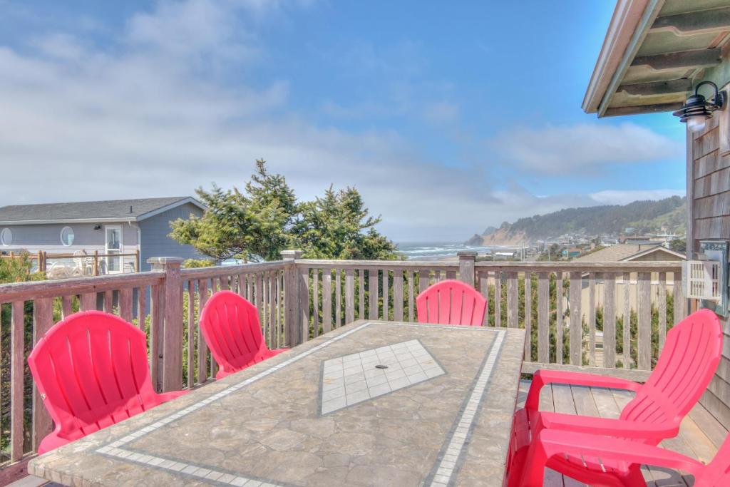 Pelican Reach photo