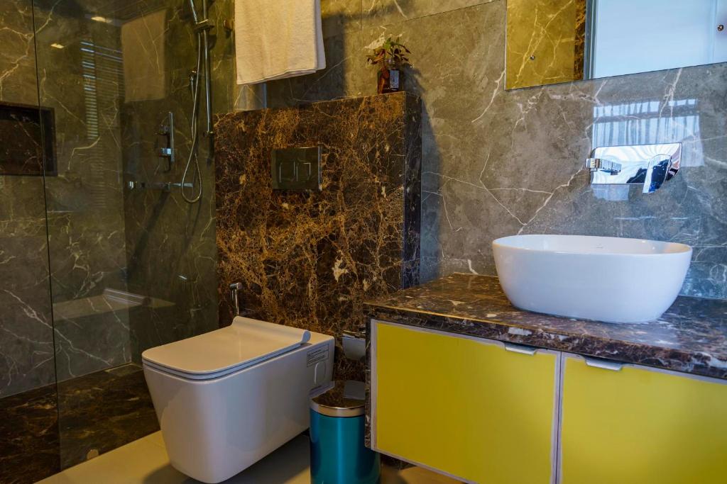 Stilly Inn photo