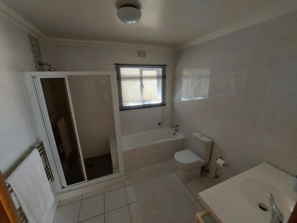 Newlands Guest House photo