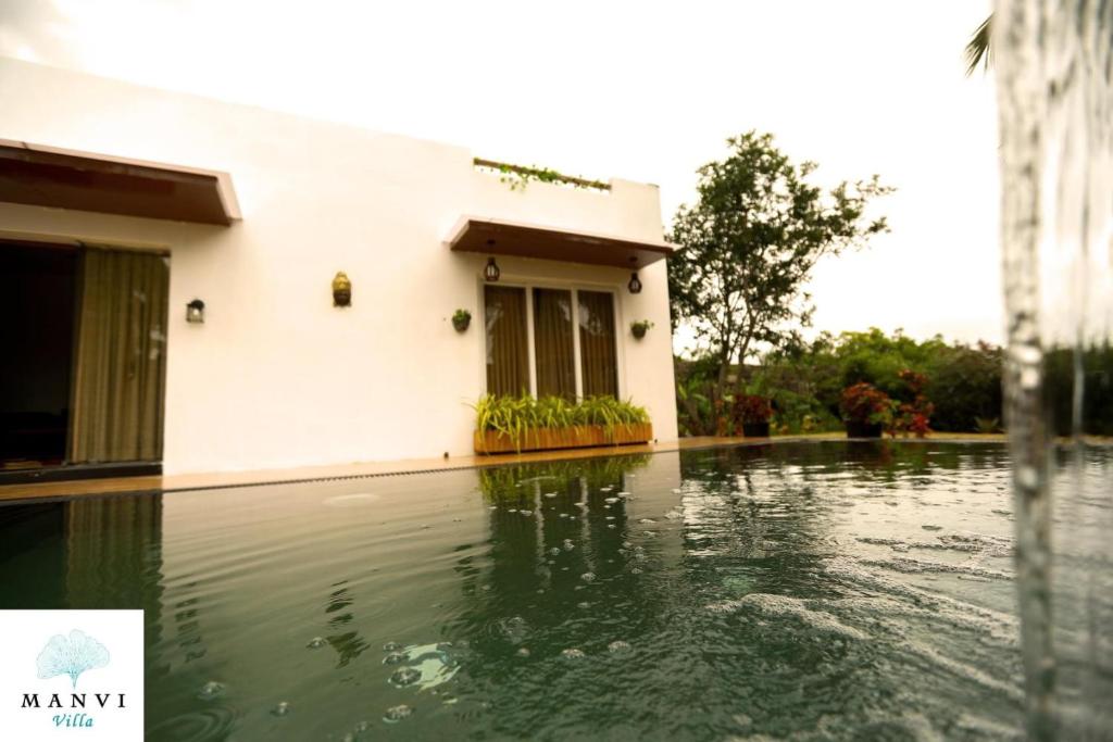 Manvi Villa photo
