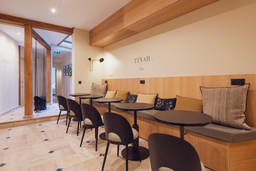 Tinah Paris, Champs Elysees photo
