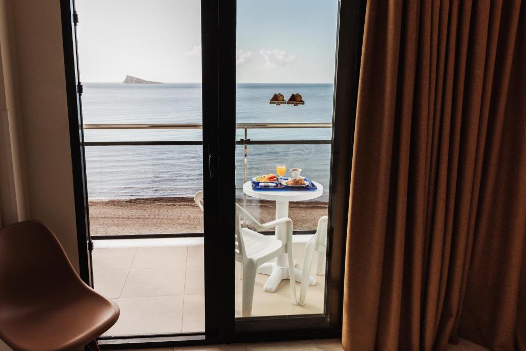 Hotel Marconi — Hotel rooms in Benidorm, Valencian Community
