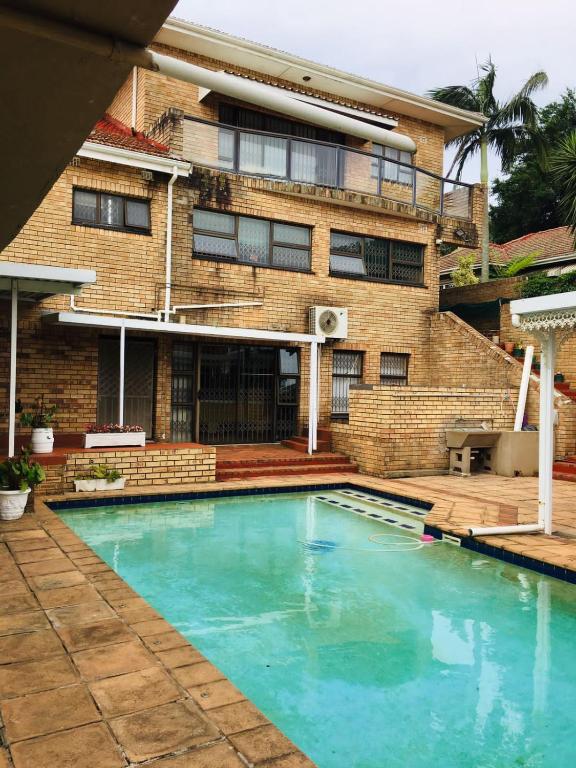 Julia Guesthouse
