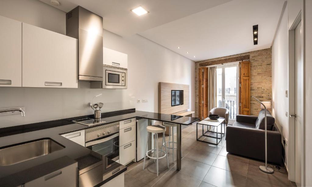Mon Suites San Martin — Hotel in València