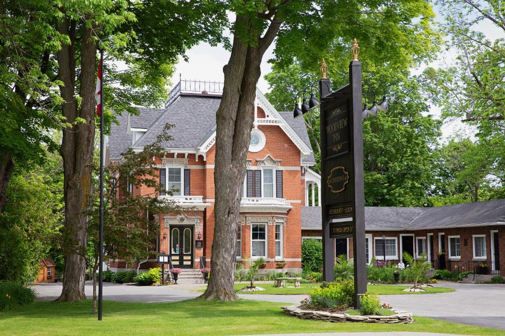 The Woodview Inn photo