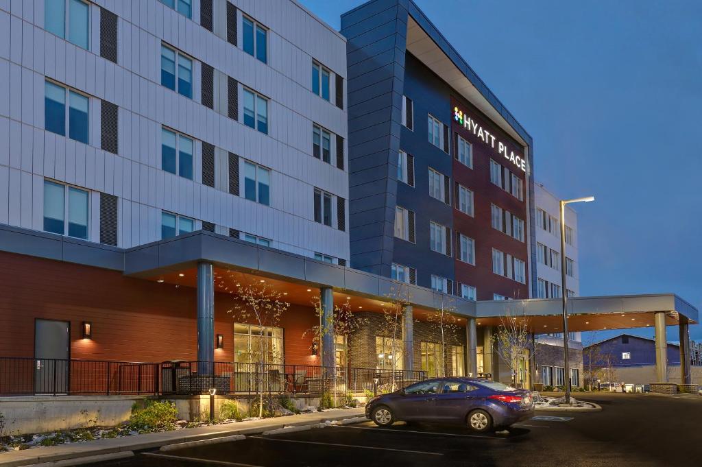 Entrance, Hyatt Place Prince George in Prince George (BC)