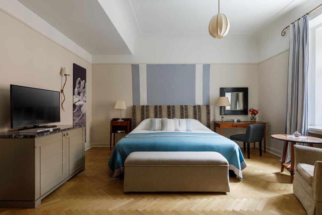 Rocco Forte Astoria Hotel photo