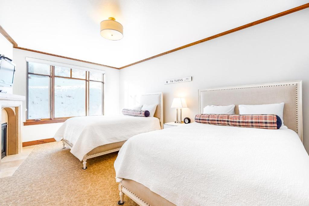 Escala 423 photo