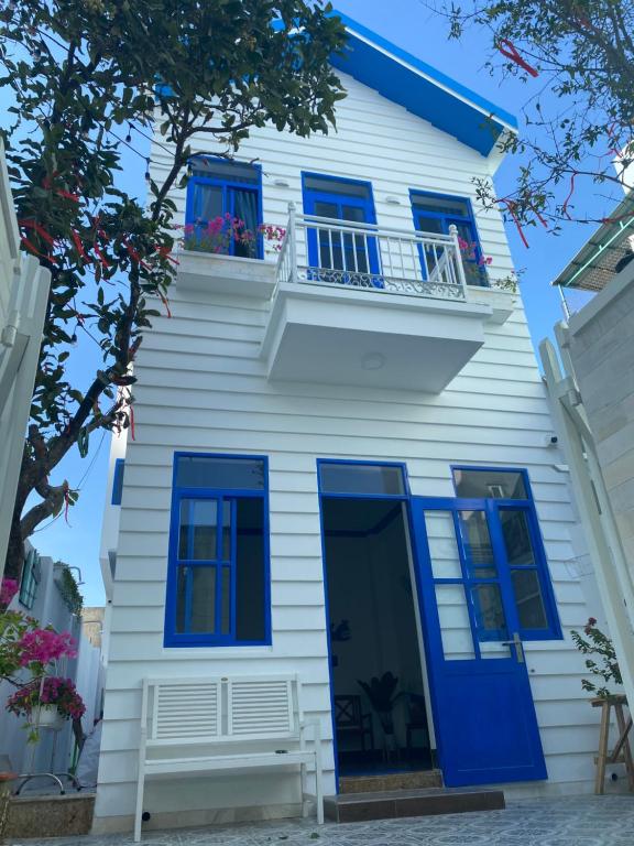 Cat Homestay