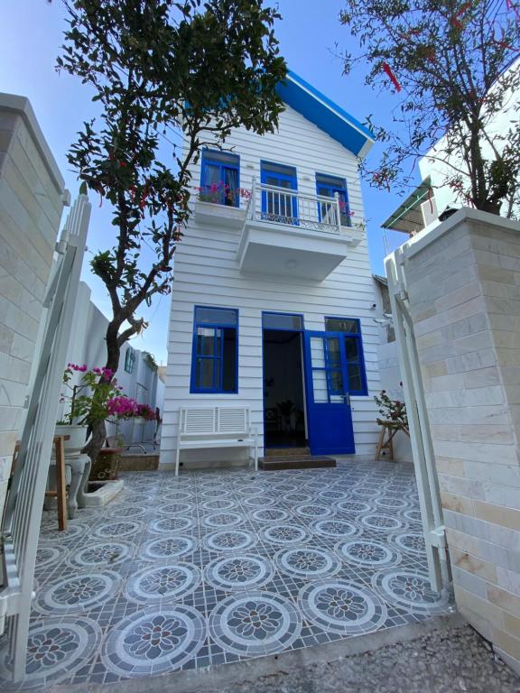 Cat Homestay