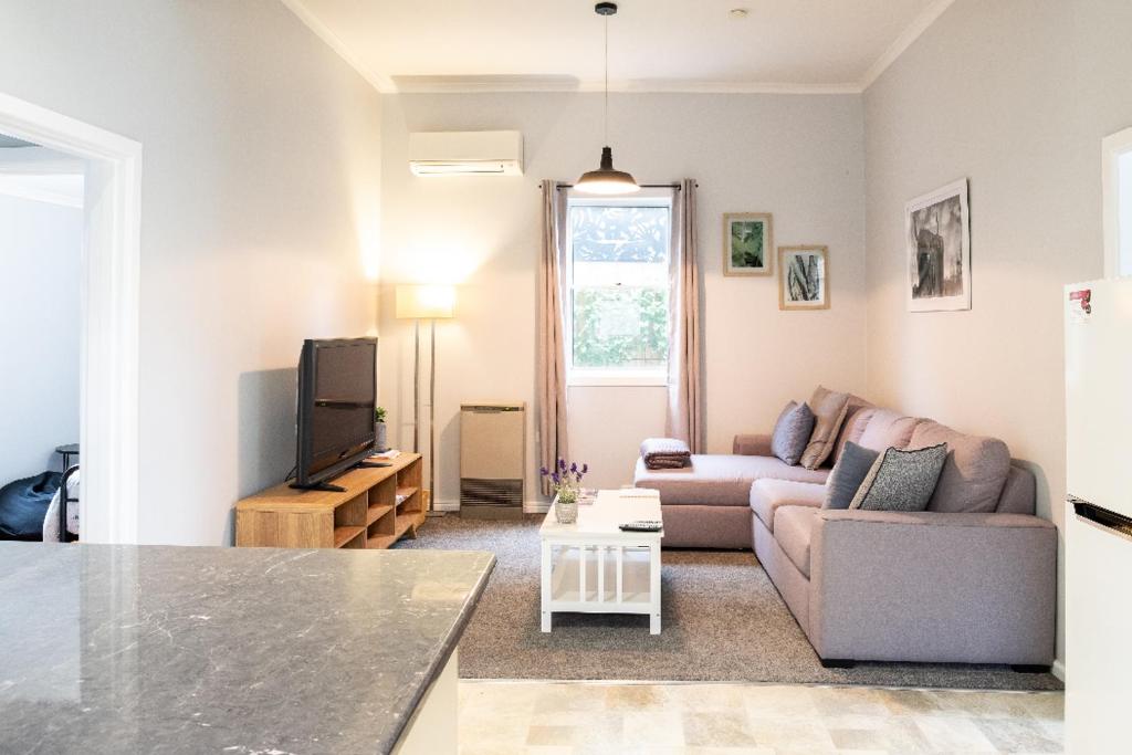 Quartz Cottage Geelong photo
