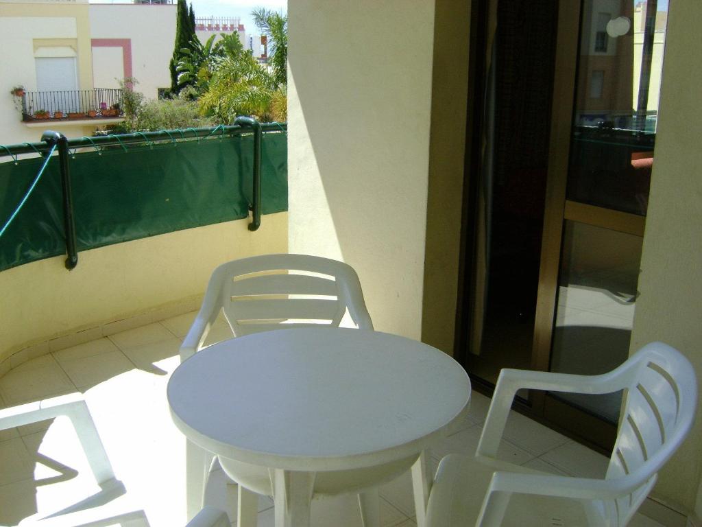 Apartamentos Mediterraneo photo