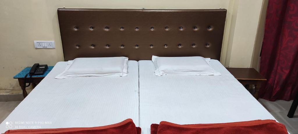 Hotel Avadh Balrampur photo