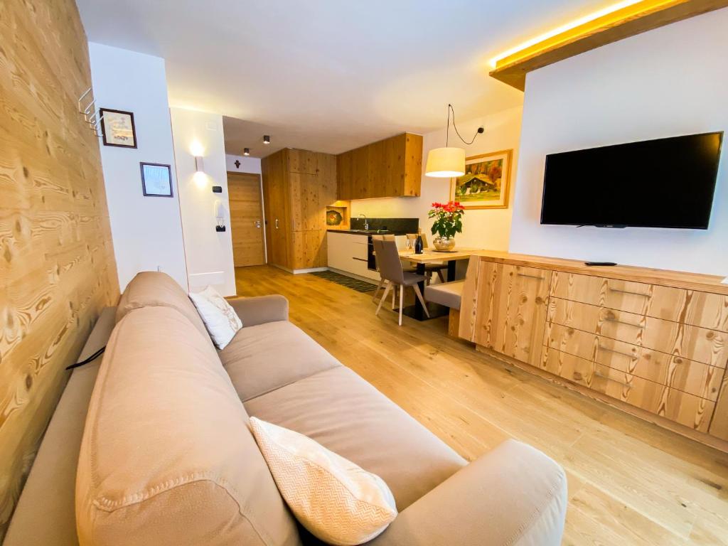 Lares Garden House - 1