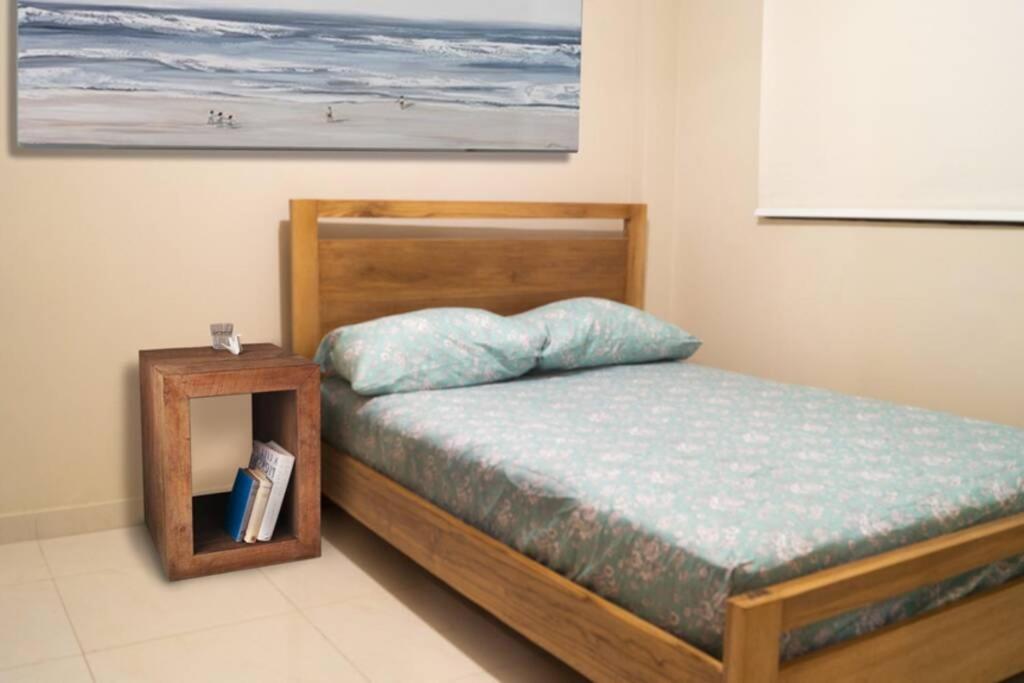 Chipipe Salinas Beachfront Apartment w Parking photo