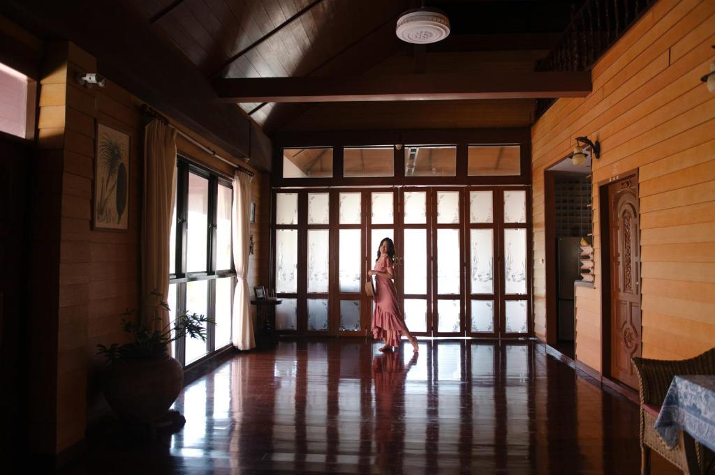 Baan SanSuk Pranburi - Beach Front & Pool Villa photo