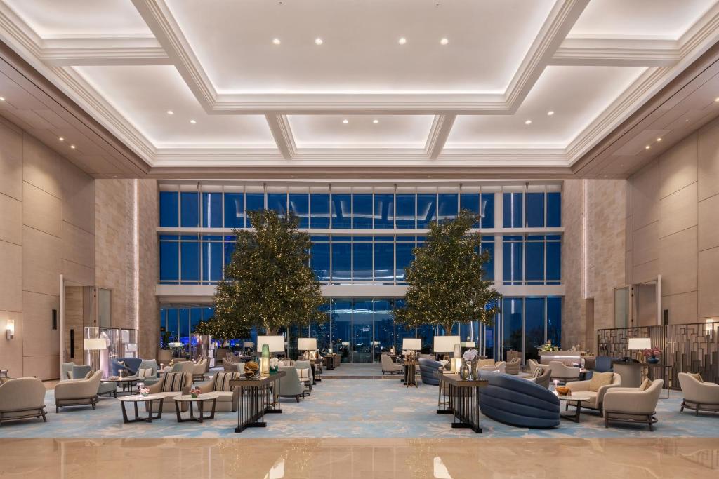 フロント・ロビー