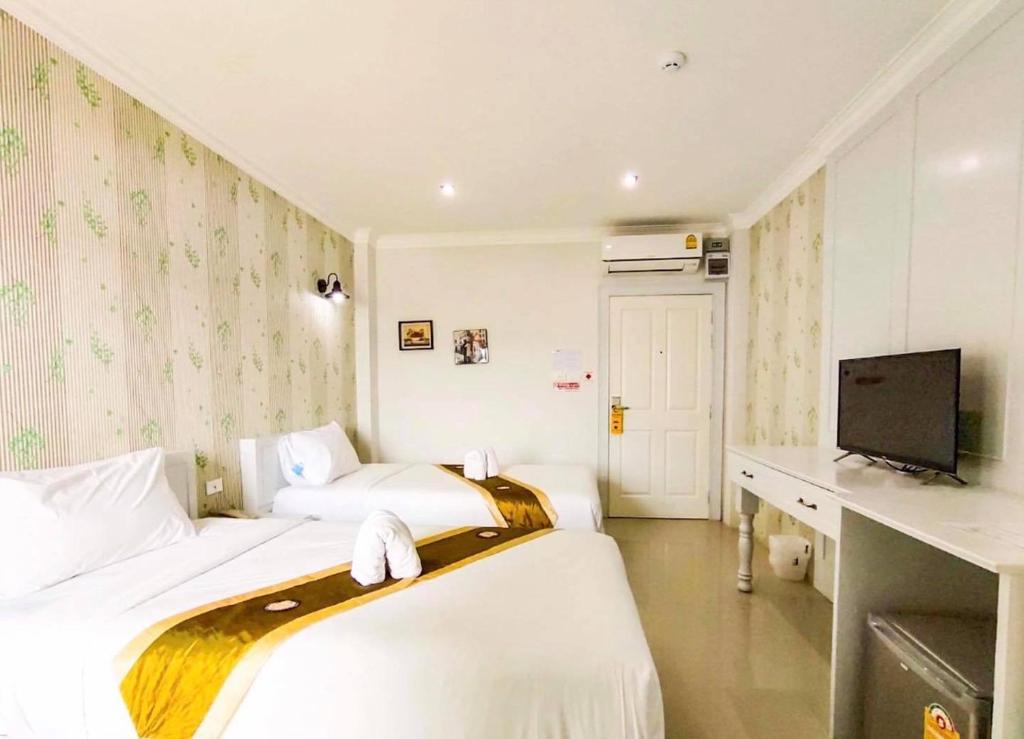 Ploy's Pearl Hotel photo