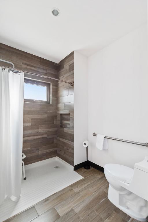 +MS +Suite Loft Accesible +Ubicadísimo +Carretera 57 105A - 3