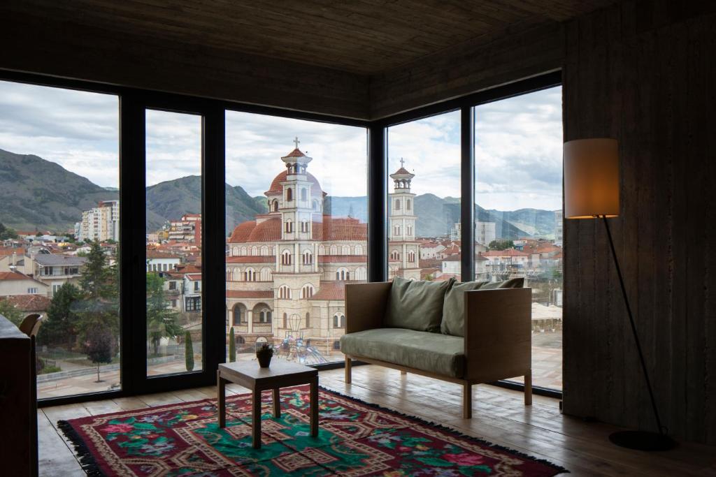 IN Gallery Hotel &amp; Spa — Hotel in Korce