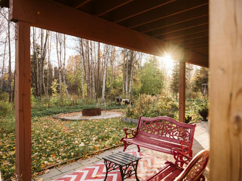 Maria's Creekside B&B photo