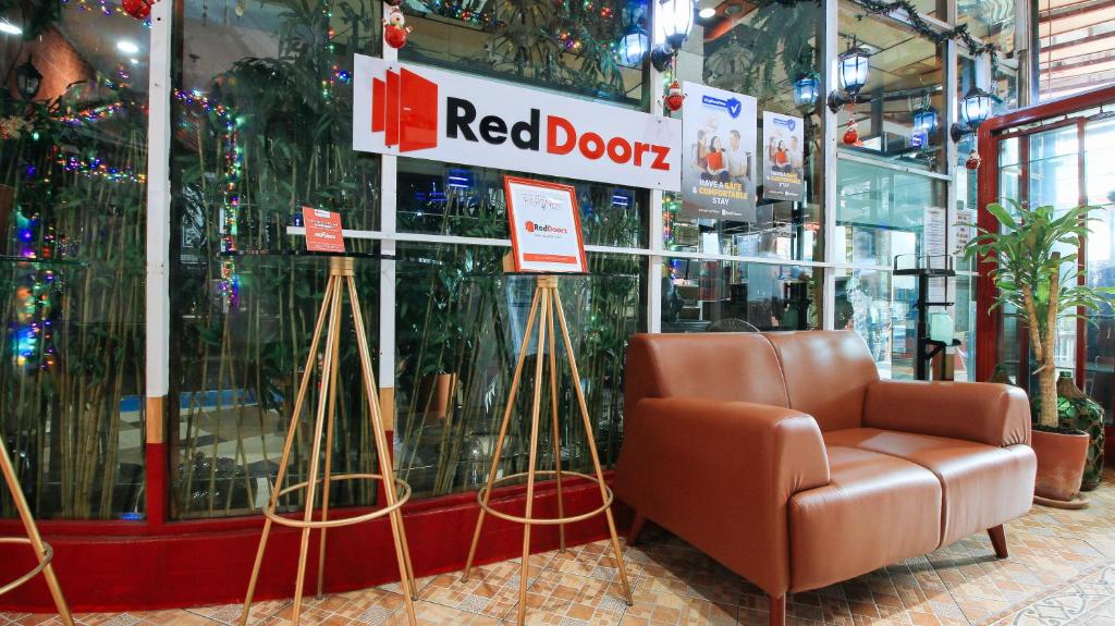 フロント・ロビー