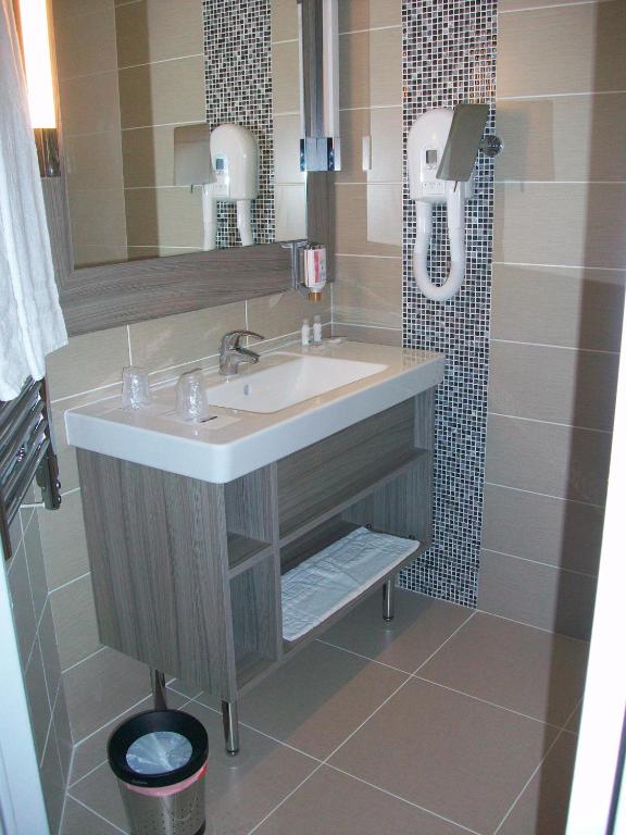 ibis Styles Melun photo