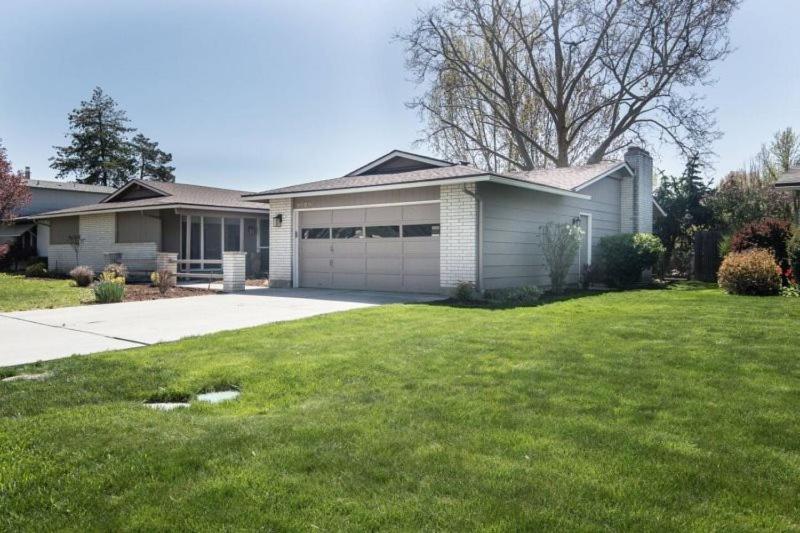 Twin Pines Cabin at Wilderness Ranch in Boise (ID) reviews, prices of Hotels