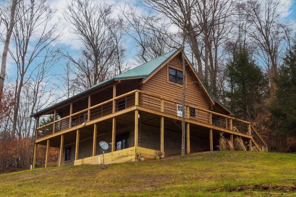 Pine Creek Horseman's Camp Hocking Hills Cabins photo