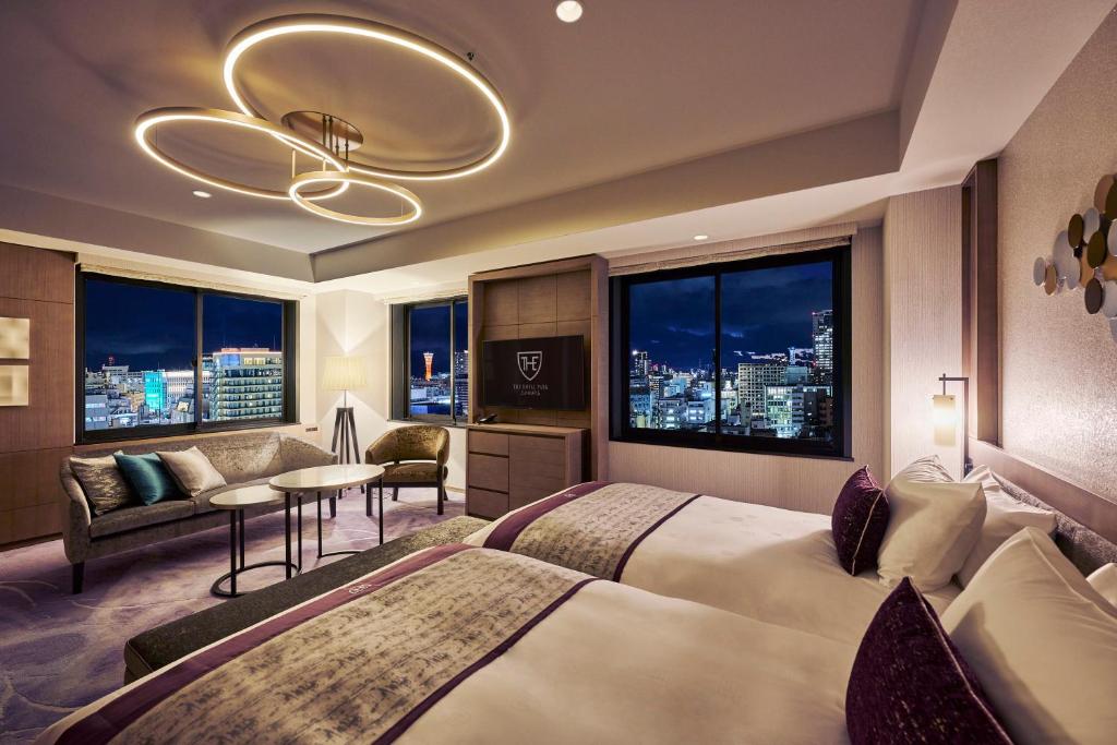 더 로얄 파크 캔버스 고베 산노미야 (The Royal Park Canvas Kobe Sannomiya)