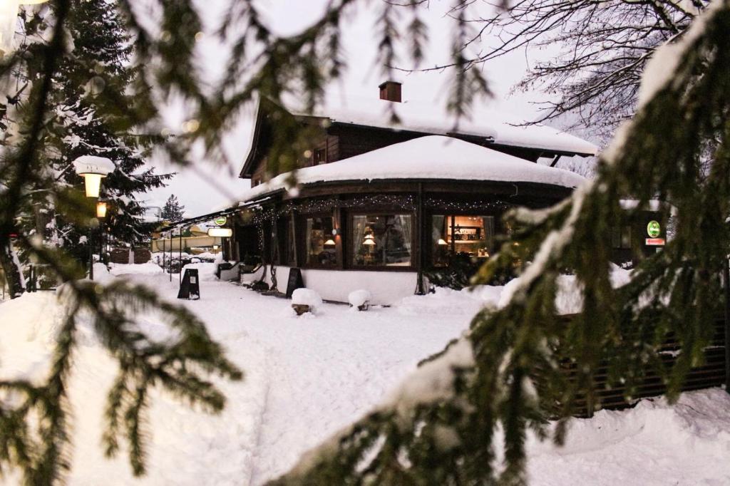 Gasthof Restaurant Waldcafé - 4