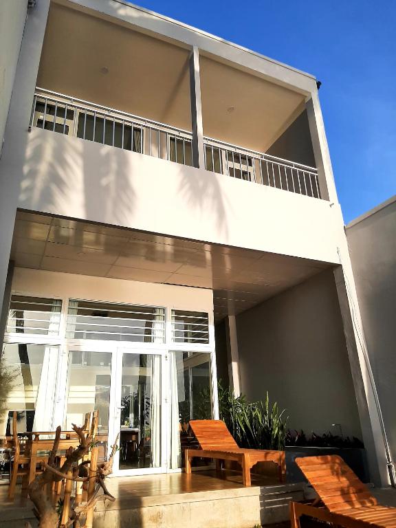 TS Beach House TS Beach House