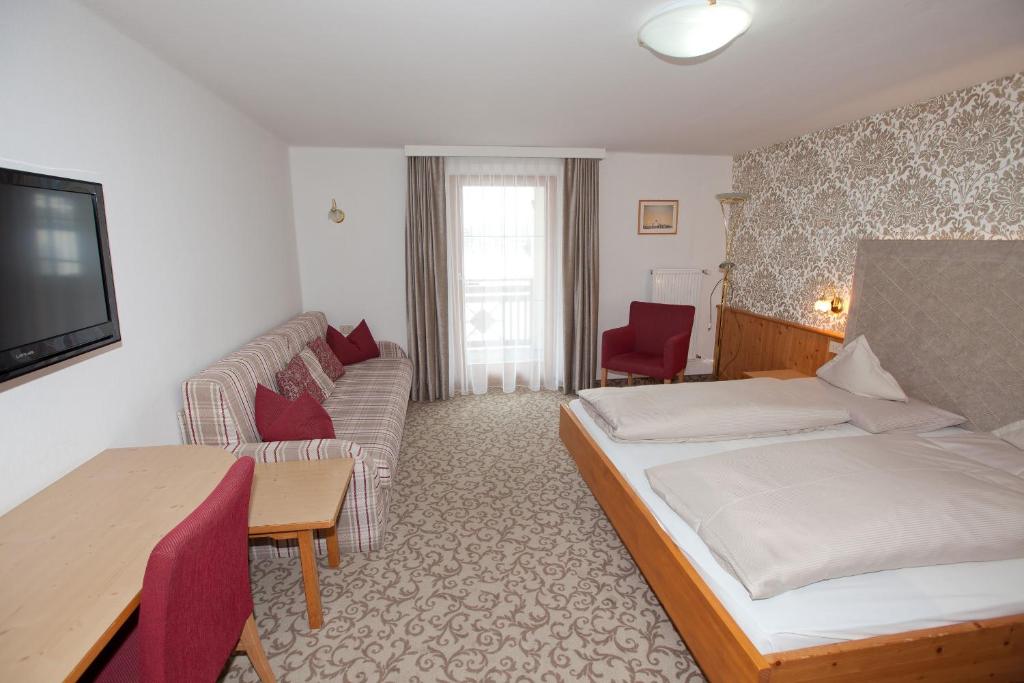Hotel Goldener Adler - 2