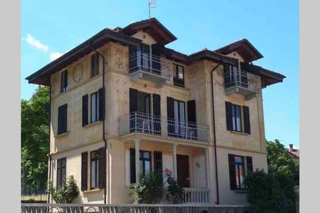 Luminoso appartamento in Villa a Stresa - 4