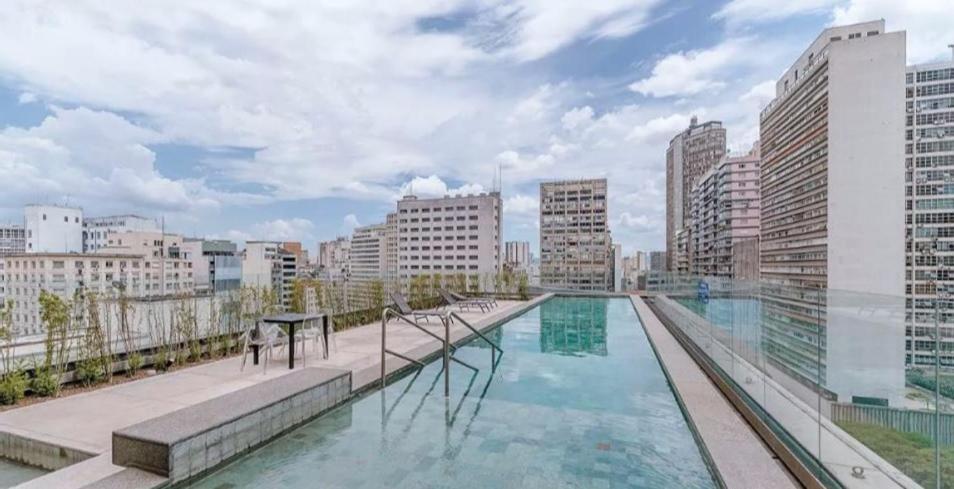 Loft com Piscina, Academia, 100 metros do Metro, San Paolo