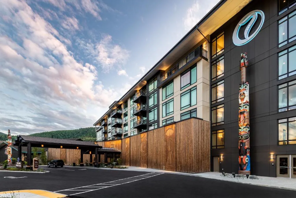 7 Cedars Hotel & Casino，位于塞奎姆的酒店