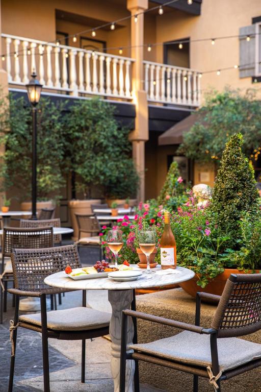 Ayres Hotel And Suites Costa Mesa/newport Beach Photo 20