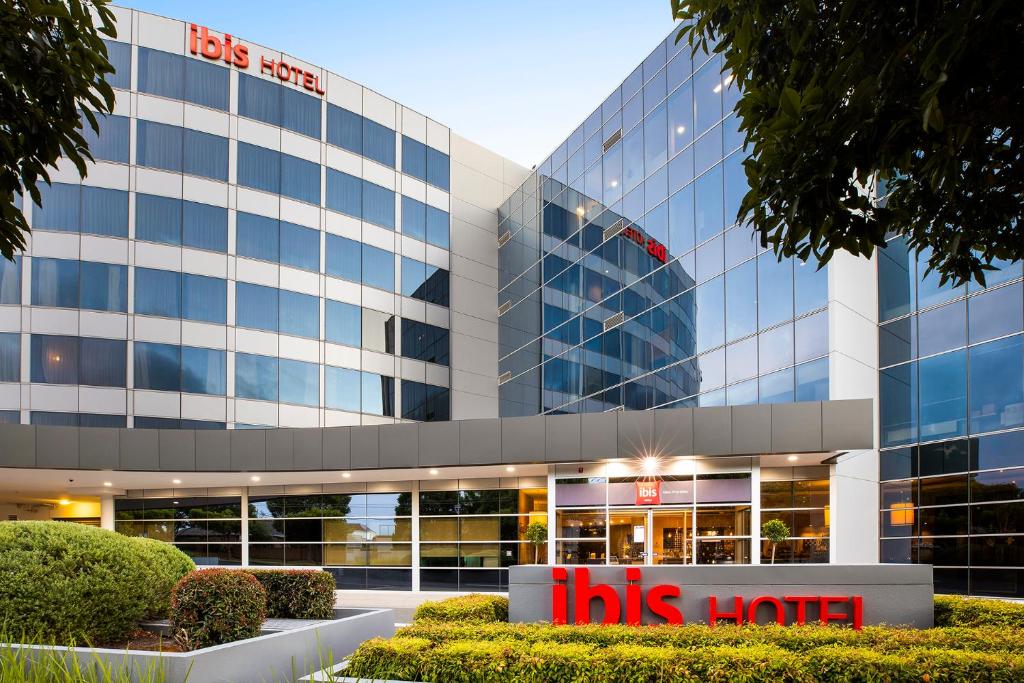 ibis Melbourne Glen Waverley photo