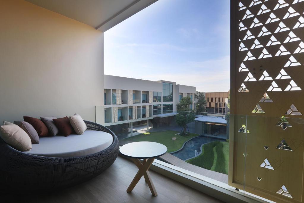 Balcony/terrace, The Signature Hotel Airport in Hat Yai