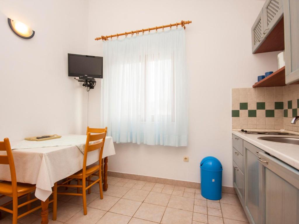 Apartment Toni 555 photo
