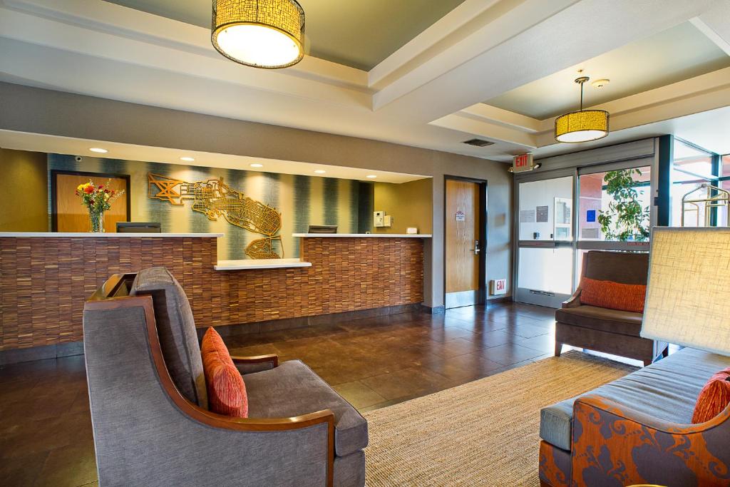 Hawthorn Suites by Wyndham Oakland - Alameda photo