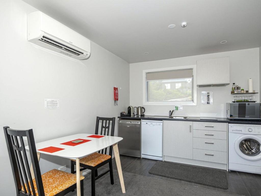 Scott Street Apartments, Lake Tekapo 2024 Updated Prices, Deals