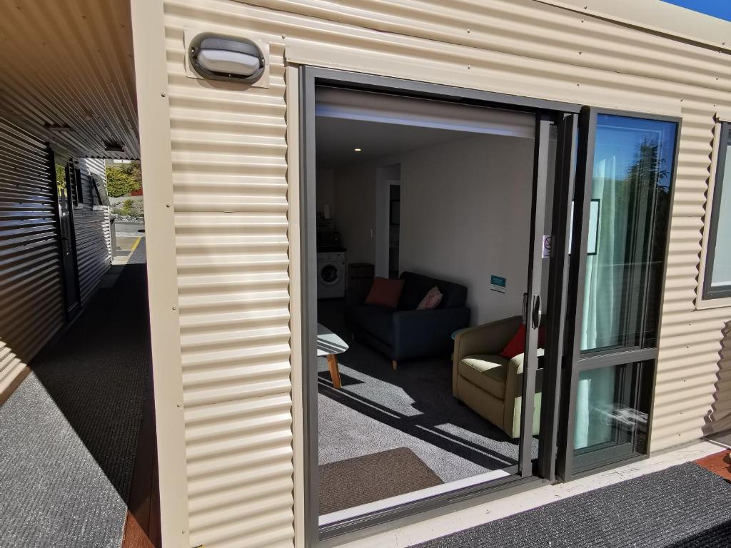 Balcony/terrace, Scott Street Apartments in Lake Tekapo