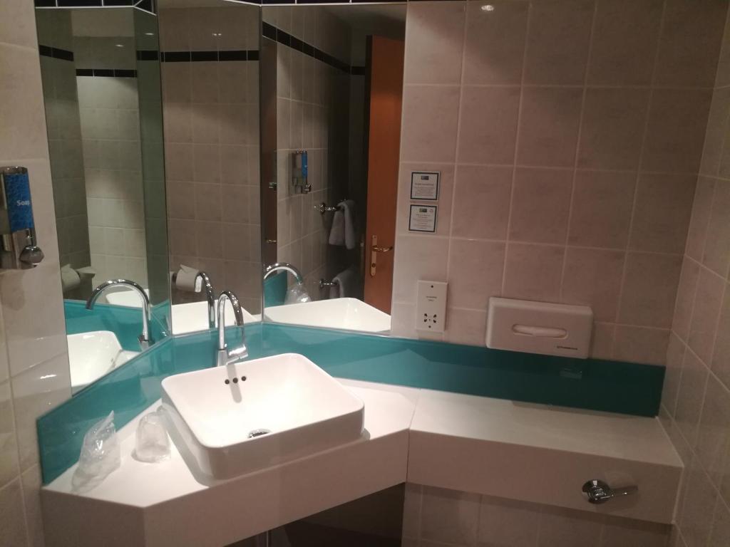 Vannas istabas teicamā stāvoklī