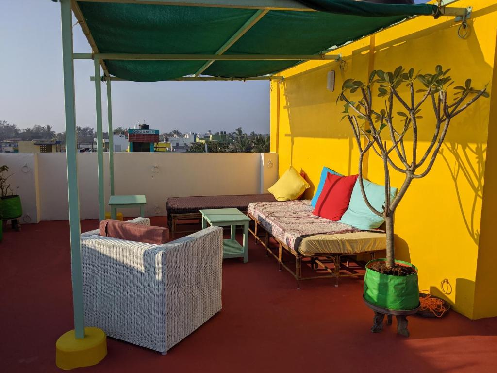 Blue Moon Guest House photo